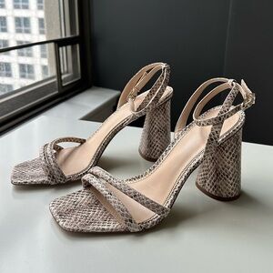 Sam Edelman Kia Block Heel Sandal, Size 10